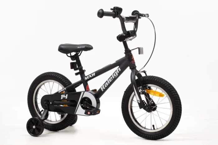 אופני ילדים BMX MXR 14 אינץ' Raleigh בצבע כחול – שלדת אלומיניום קלה, גלגלי עזר לביטחון, בלם רגל אחורי ובלם V קדמי, מתאים לגילאי 3–5 בתל אביב – אופני שחף
