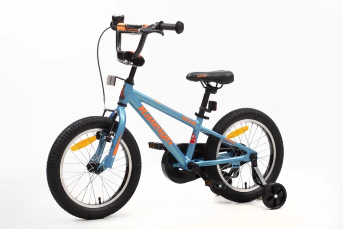 אופני BMX Raleigh MXR 16 אינץ׳ לילדים – שלדת אלומיניום קלה, גלגלי עזר, בלם V קדמי ומעצור רגל אחורי