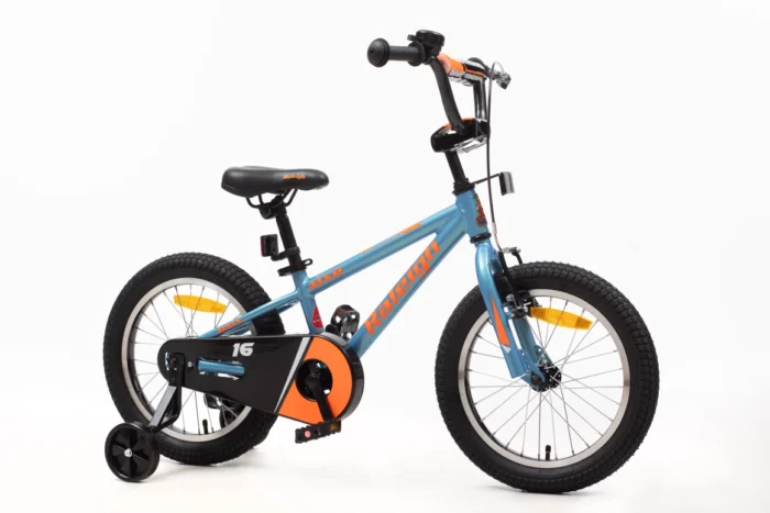 אופני BMX Raleigh MXR 16 אינץ׳ לילדים – שלדת אלומיניום קלה, גלגלי עזר, בלם V קדמי ומעצור רגל אחורי