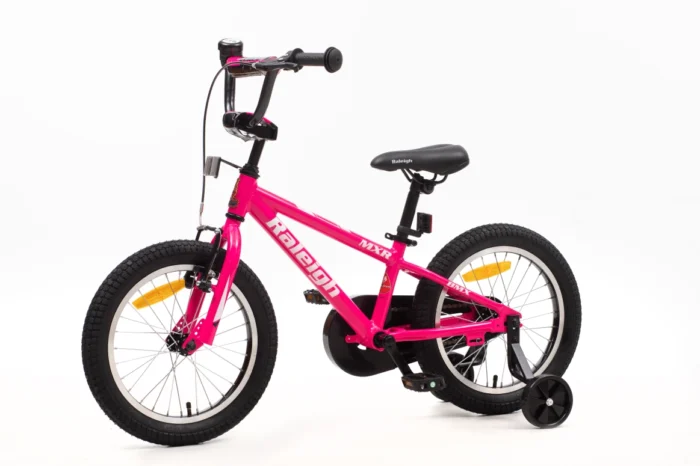 אופני BMX Raleigh MXR 16 אינץ׳ לילדים – שלדת אלומיניום קלה, גלגלי עזר, בלם V קדמי ומעצור רגל אחורי