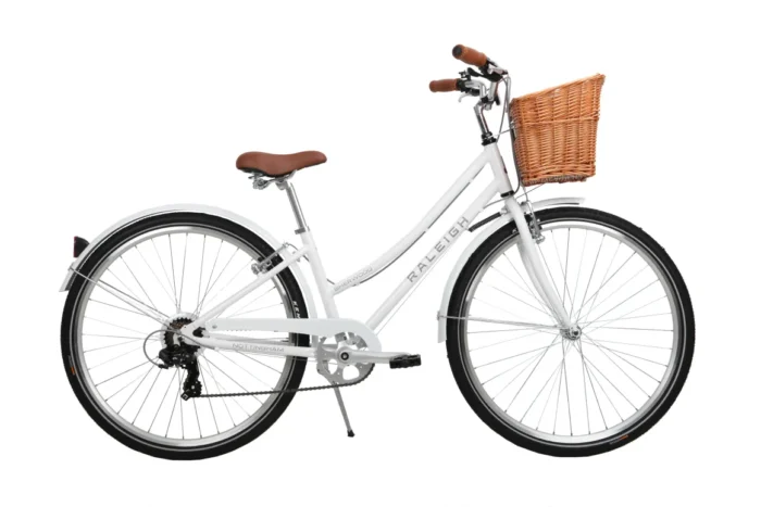 אופני עיר Raleigh SHERWOOD 700C – שלדת אלומיניום, Shimano 7 הילוכים, גלגלי 700×45C Kenda, בלמי V Rilex – אופני שחף תל אביב